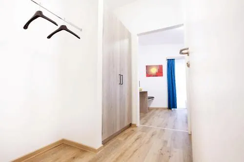 Tpe Arena - Am Ebersdorfer Szálloda *