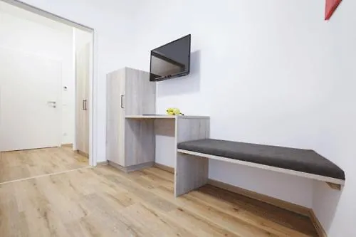 Tpe Arena - Am Ebersdorfer *